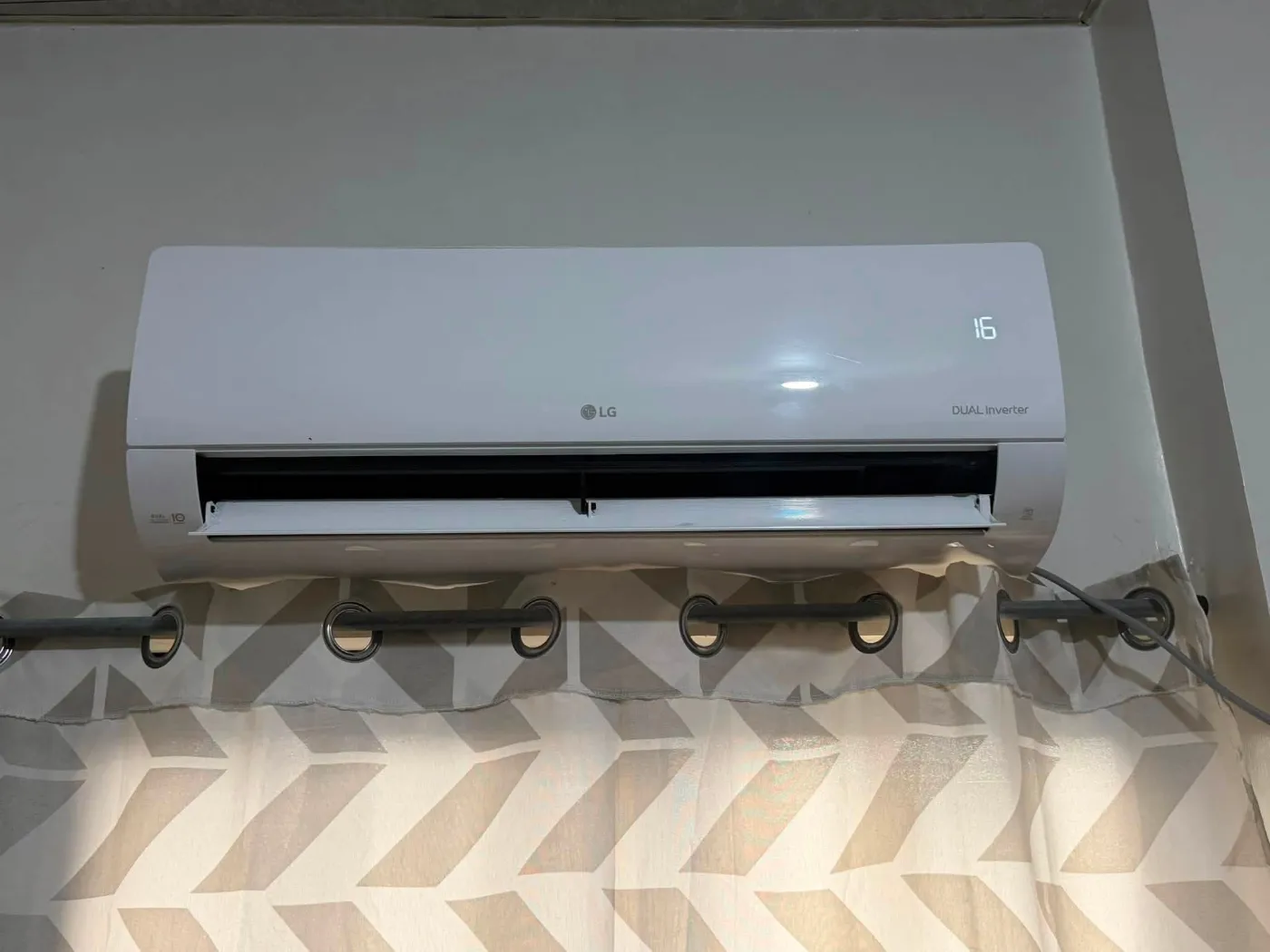 Bagong LG Dual Inverter aircon na gumagana